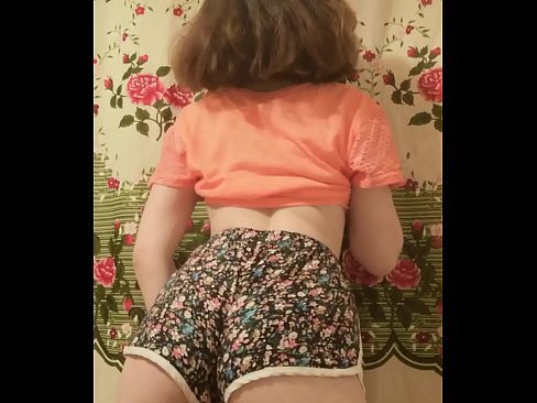 ❤️ Sexy jong baba wat haar kortbroek op kamera uittrek ️❌ Porno op af.bestsexporno.ru ﹏