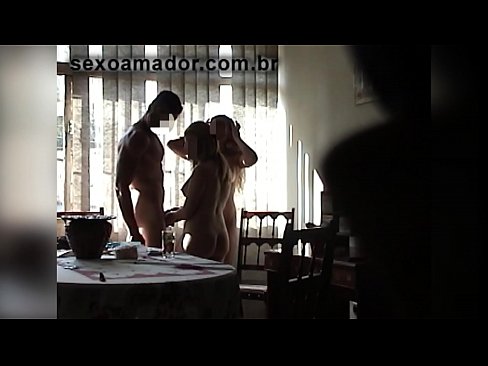 ❤️ Seksvriende nooi 'n reuse man en 'n drietal saam met hom ️❌ Porno op af.bestsexporno.ru ﹏