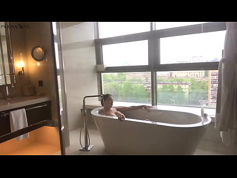 ❤️ Geweldige babe wat passievol haar poesie in die badkamer afruk ️❌ Porno op af.bestsexporno.ru ﹏